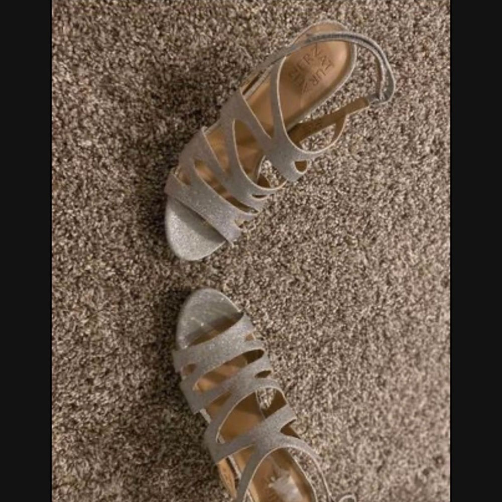 Naturalizer sandals